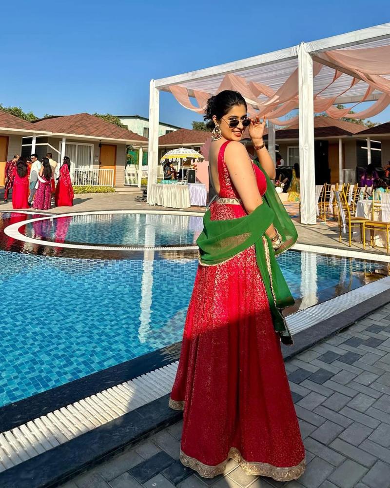 nikita-sharma-cute-photos